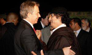 Tony-Blair-and-Muammar-Ga-007